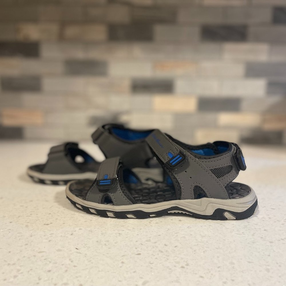 Youth Eddie Bauer River Sandals - Size 1Y